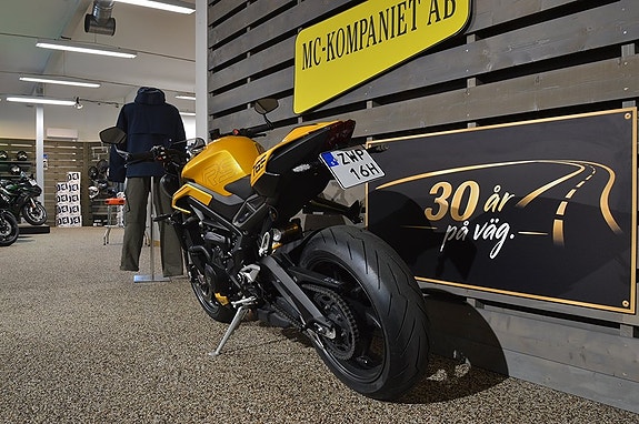 Triumph Street Triple RS 6 of 6