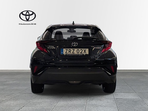 Toyota C-HR 5 of 5