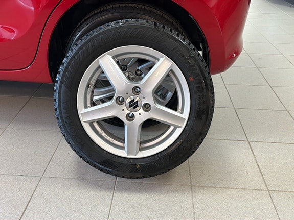 Suzuki Swift 20 of 20