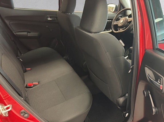 Suzuki Swift 13 of 20