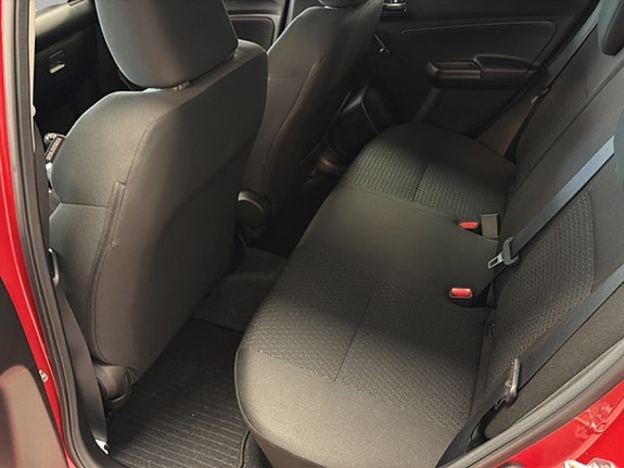 Suzuki Swift 11 of 20