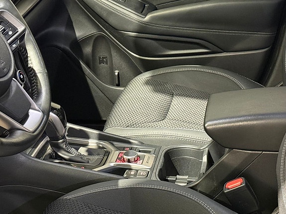 Subaru Forester 13 of 18