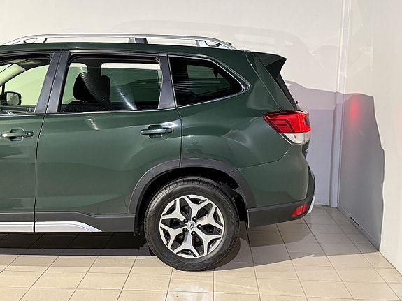 Subaru Forester 4 of 5