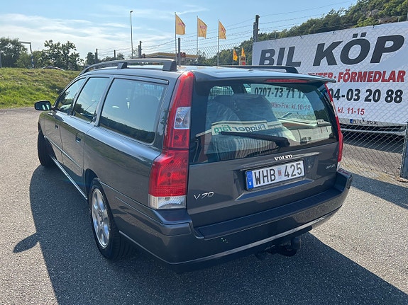 Volvo V70 4 of 7