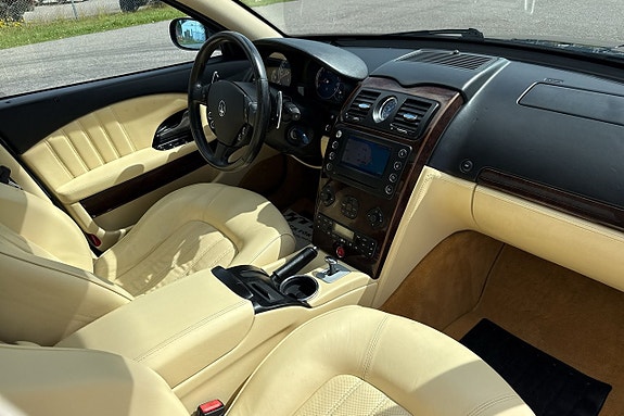 Maserati Quattroporte 19 of 27