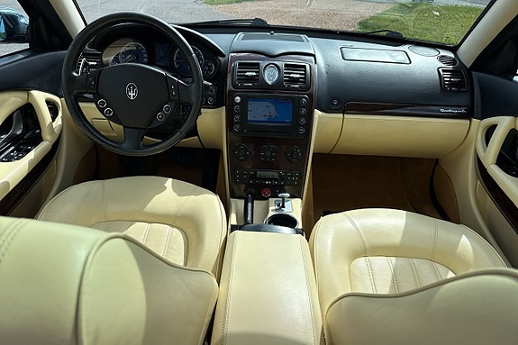 Maserati Quattroporte 16 of 27