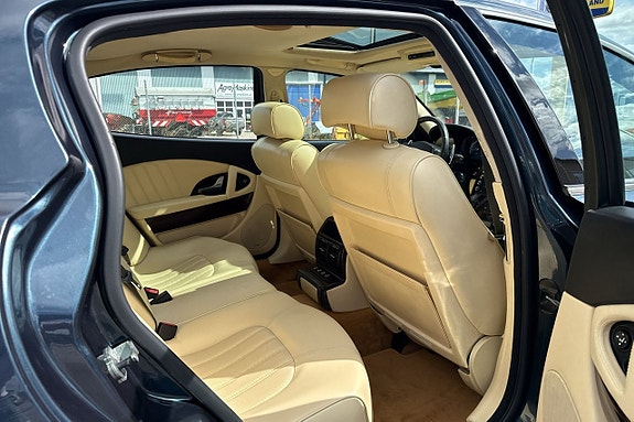 Maserati Quattroporte 20 of 27