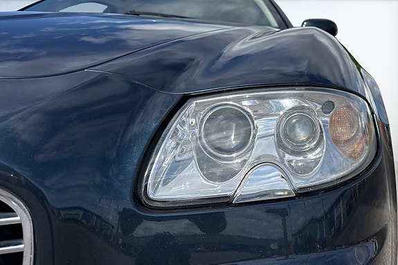 Maserati Quattroporte 10 of 27