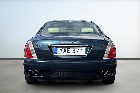 Maserati Quattroporte 4 of 5