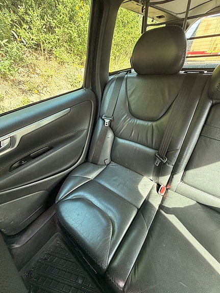 Volvo XC70 5 of 5