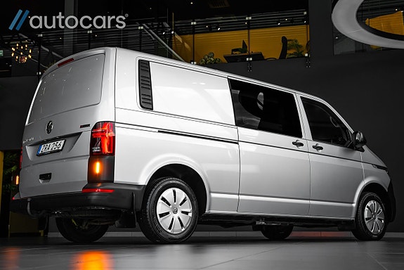 Volkswagen Transporter 4 of 5