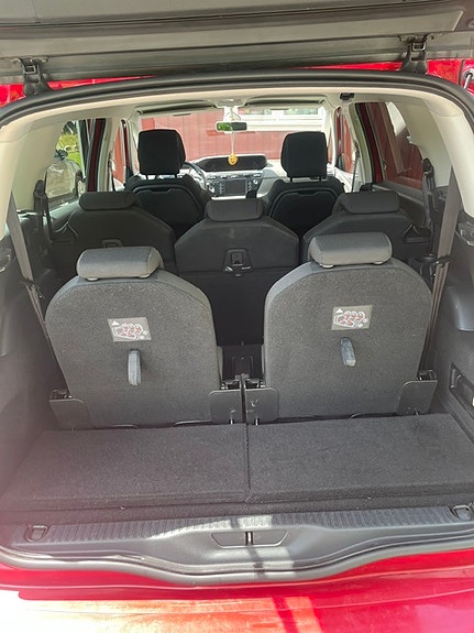 Citroen Grand C4 Picasso 2 of 5