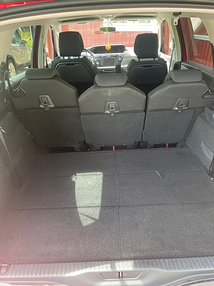 Citroen Grand C4 Picasso 3 of 5