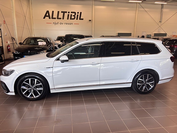 Volkswagen Passat 2 of 5
