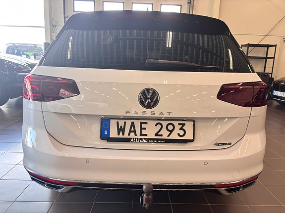 Volkswagen Passat 5 of 5