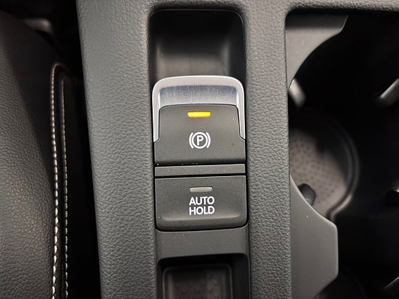 Volkswagen Passat 26 of 30