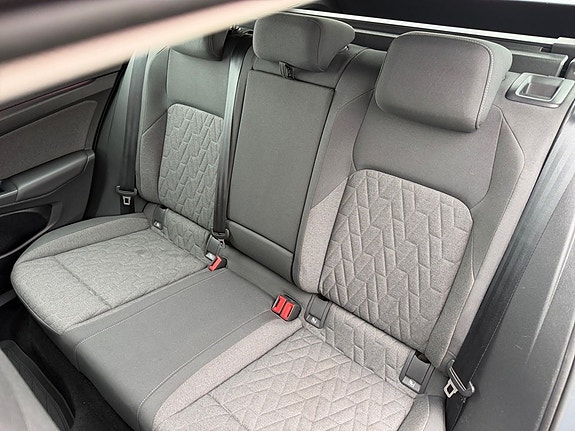 Volkswagen Golf I 7 of 12