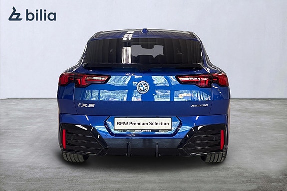 BMW iX2 4 of 5