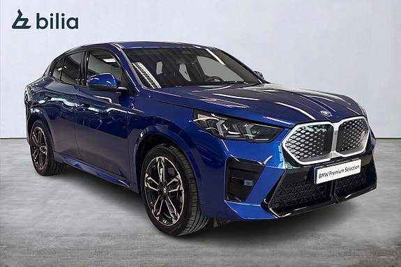 BMW iX2 18 of 18