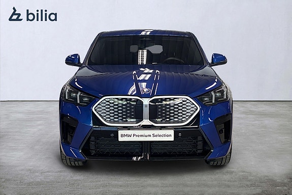 BMW iX2 5 of 5