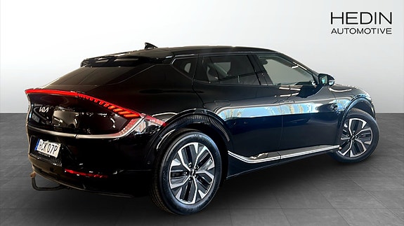 Kia EV6 2 of 5