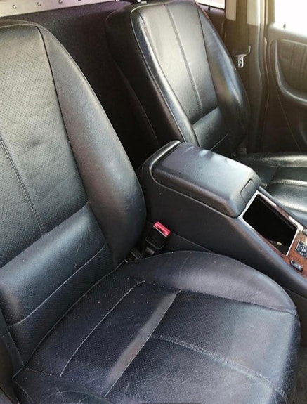 Mercedes-Benz ML320 4 of 4