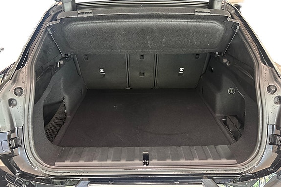 BMW iX2 10 of 18