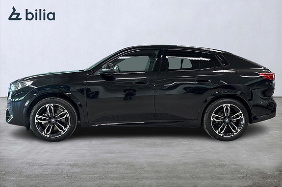 BMW iX2 3 of 18