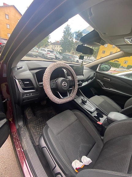 Nissan Qashqai 4 of 5