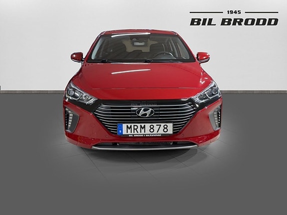 Hyundai IONIQ 2 of 5