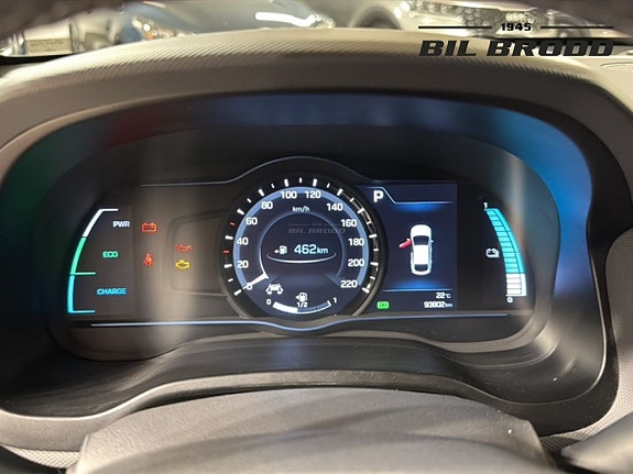 Hyundai IONIQ 10 of 14