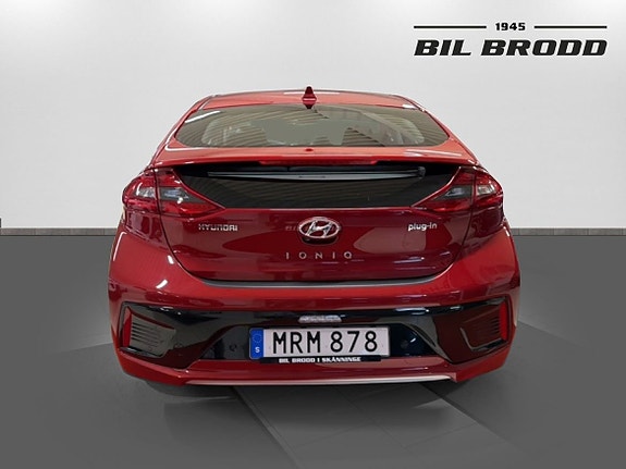 Hyundai IONIQ 5 of 5