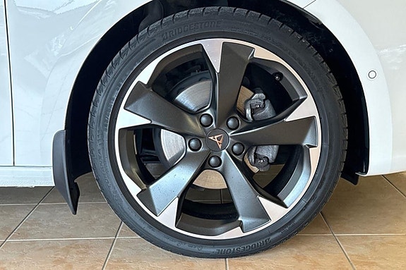 Cupra Leon 11 of 15