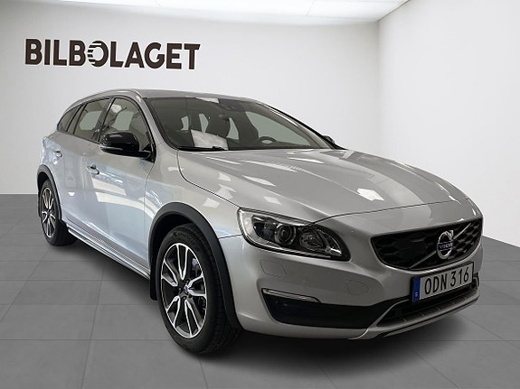 Volvo V60 Cross Country 5 of 5