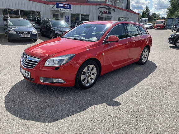 Opel Insignia 2 of 8