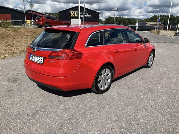 Opel Insignia 4 of 8