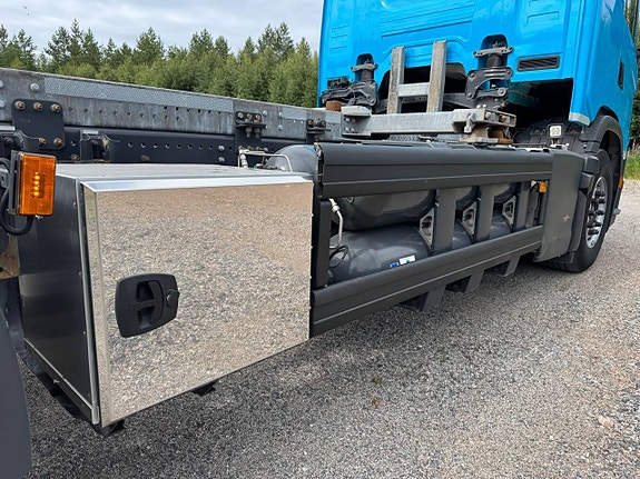 Scania G410 CNG 6x2 med stora tankar! 8 of 12