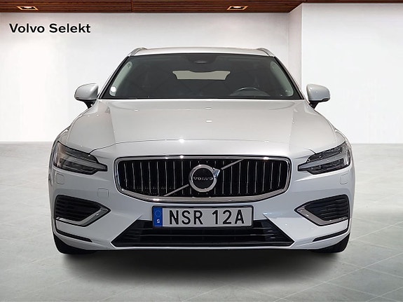 Volvo V60 8 of 18