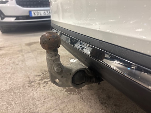 Volvo V60 2 of 3