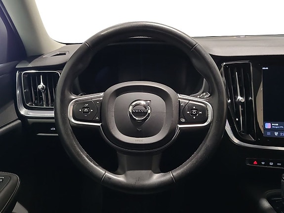 Volvo V60 10 of 18