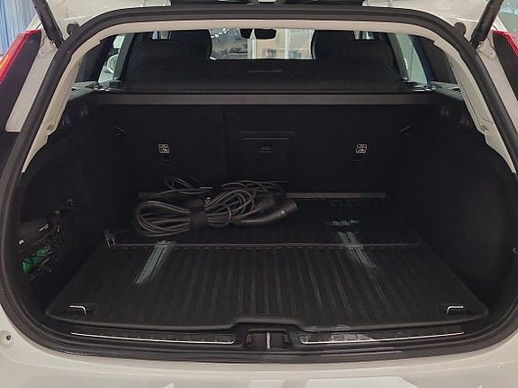 Volvo V60 13 of 18