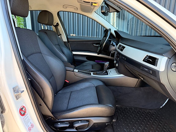 BMW 320d 8 of 11