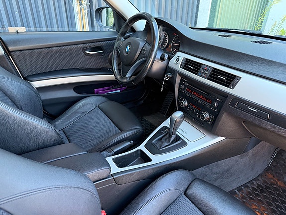 BMW 320d 9 of 11