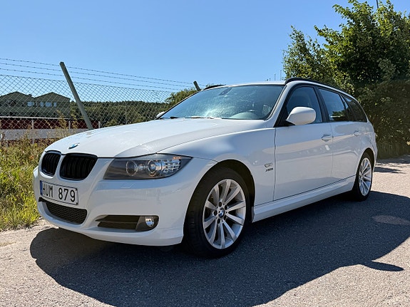 BMW 320d 3 of 5