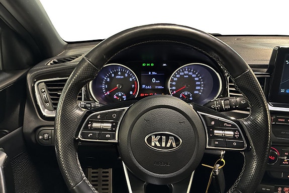 Kia Ceed 12 of 24
