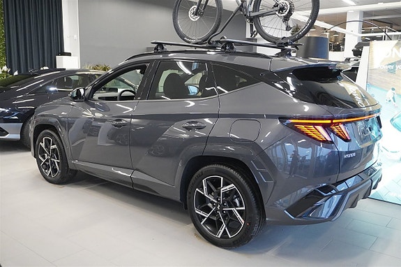 Hyundai Tucson 3 of 18