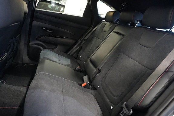 Hyundai Tucson 7 of 18
