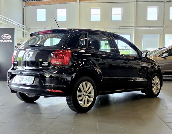 Volkswagen Polo 3 of 5