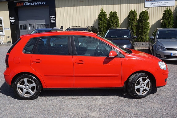 Volkswagen Polo 3 of 5