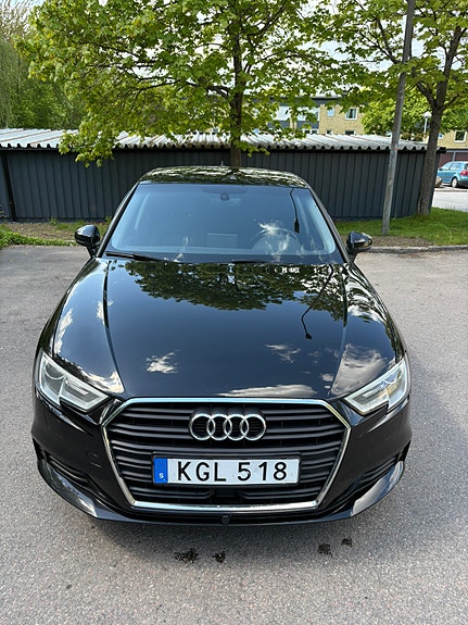 Audi A3 4 of 5